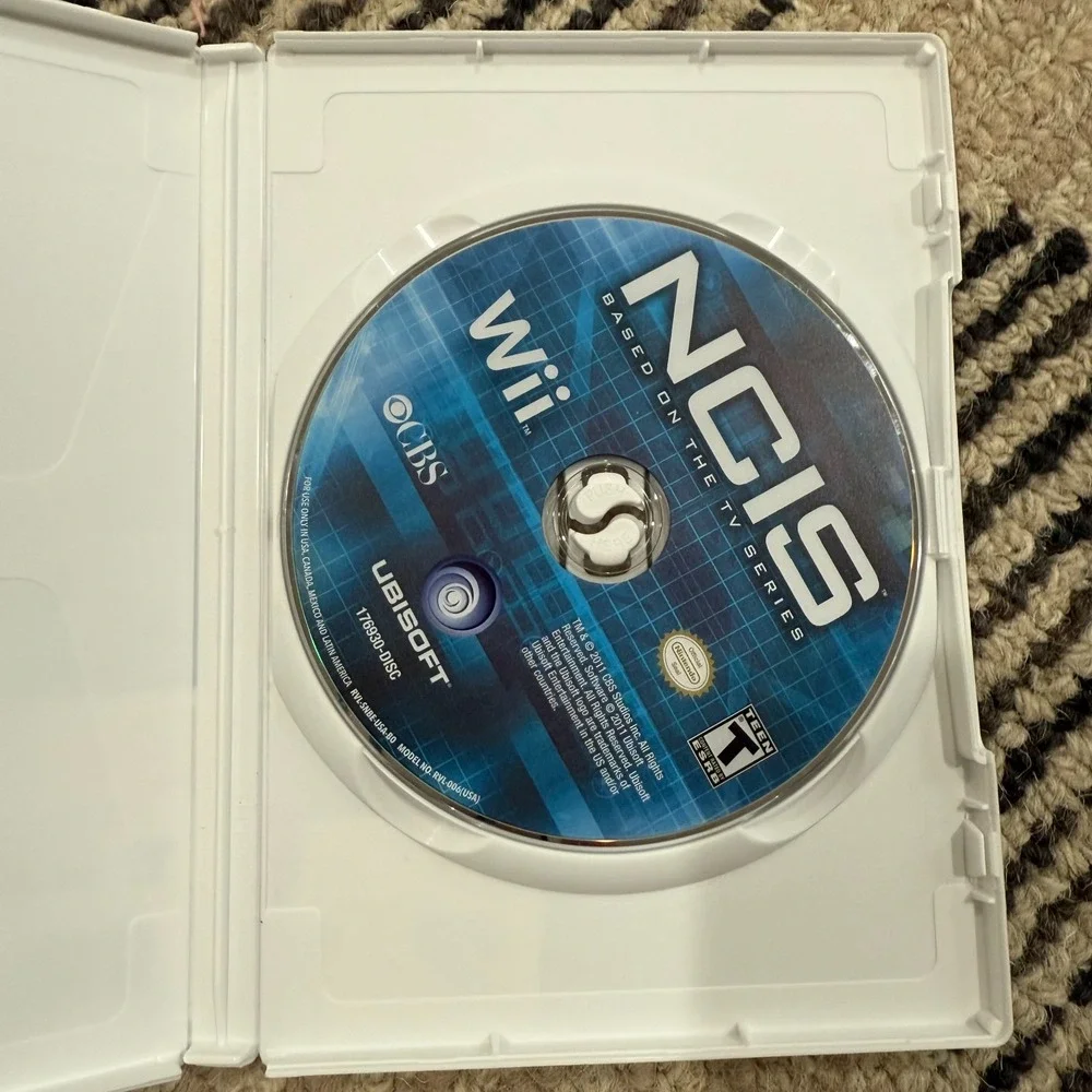 NCIS (Nintendo Wii, 2011) Cover Free Shipping Not Tested - Picture 3 of 5